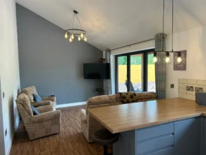 Kingfisher Lodge interior