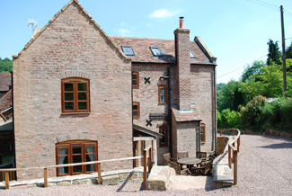 Ship Cottage holiday cottage in Highley near Bridgnorth, Shropshire